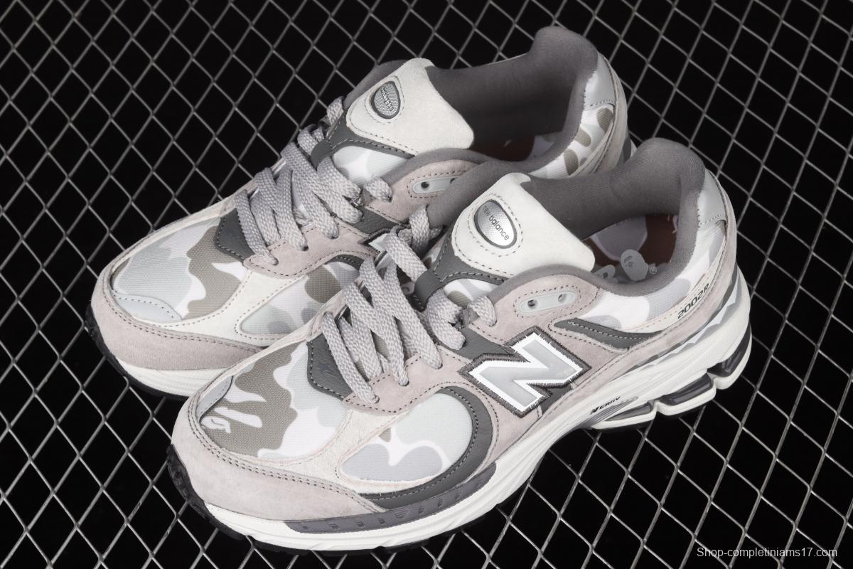 Bape x New Balance 2002R co-signed retro camouflage 3M reflective black silver casual running shoes M2002RBG