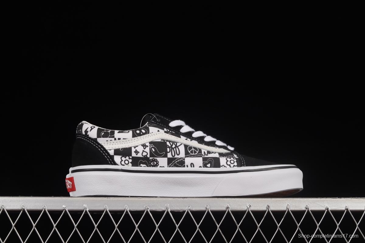 Vans Old Skool timeless classic plaid black and white graffiti print shoes VN0A7Q2J6U6