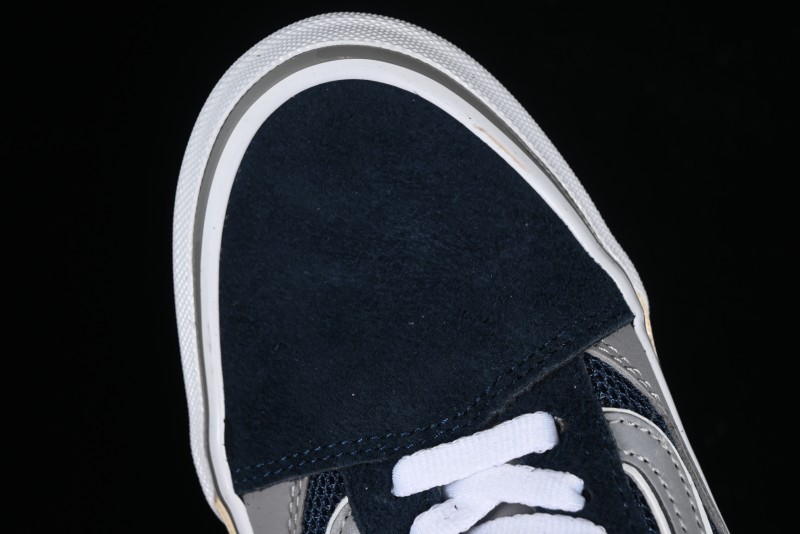 Vans TDC Tokyo Design Collective Old Skool Slip-On Premium Low-Top Casual Sneakers - VN000MY4DT4