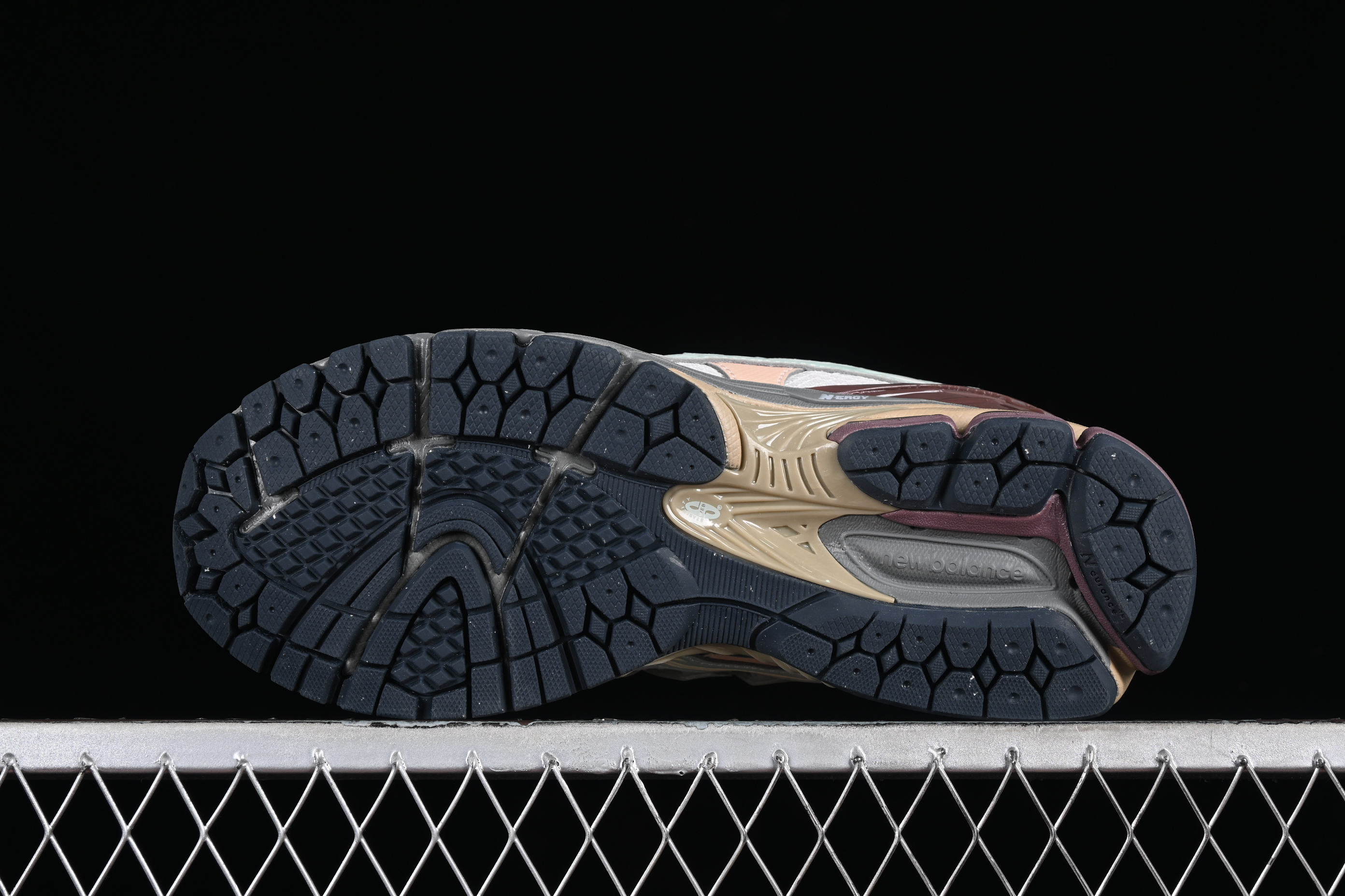 New Balance 1906 Series Retro Dad Style Casual Running Shoes - M1906ND