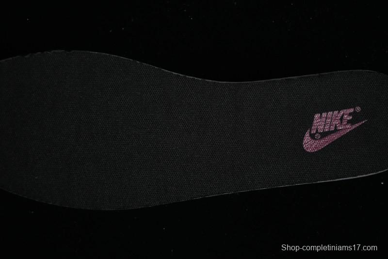 Nike SB Dunk Low Custom Collaboration Otomo Katsuhiro x Nike SB Dunk Low "Steamboy OST" - CT0856-102