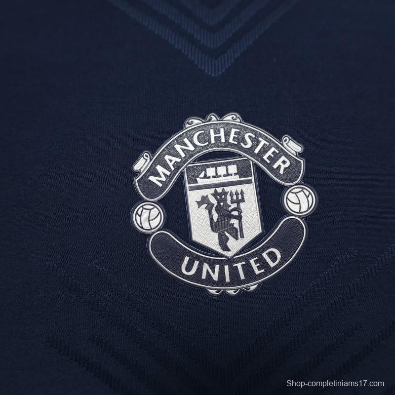 Player Version 24/25 Manchester United Navy Pre-Match Jersey