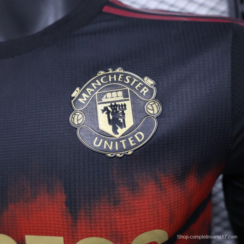 Player Version 24/25 Manchester United Black/Red Pre-Match Jersey