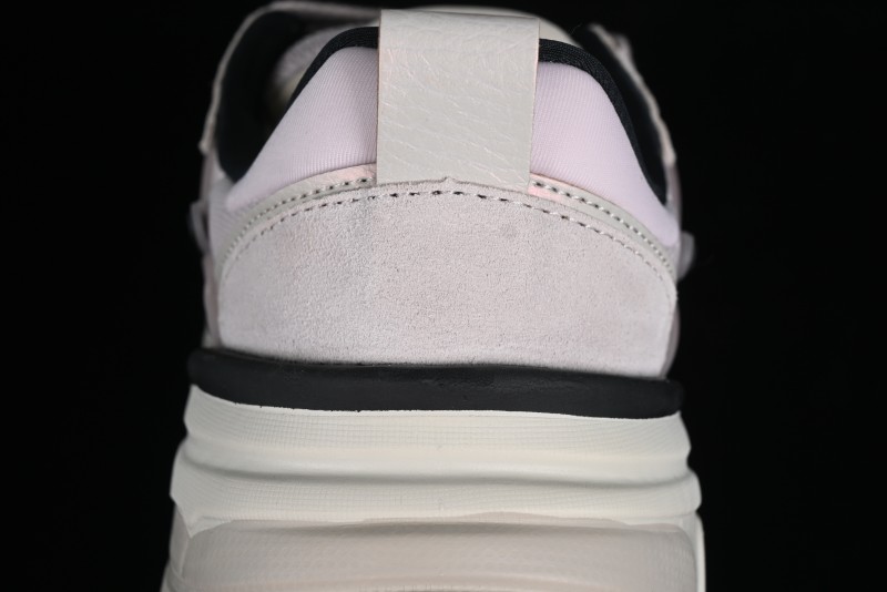 Nike Runtekk Run V2K Low-Top Retro Running Shoes with Cushlon Midsole and Anti-Slip Design - FN6703-001