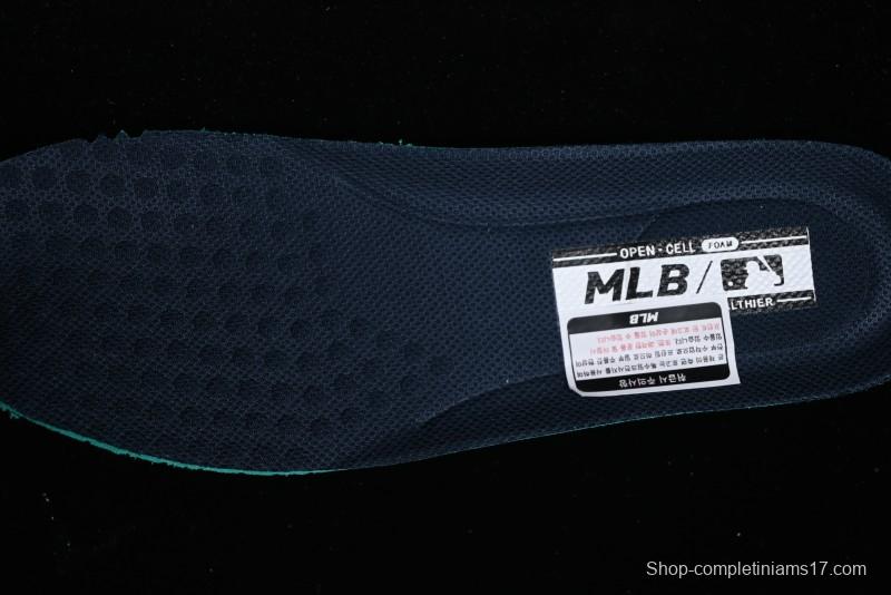 MLB Chunky Liner Basic New York Yankees Thick Sole Casual Sneakers with 6cm Height Increase - 3ASXCBO3N07NYD