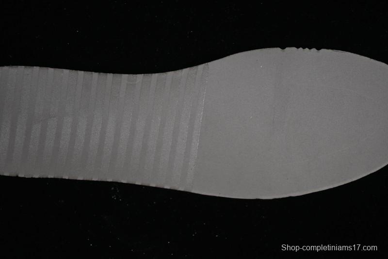 Nike SB Dunk Low Supreme Collaboration - Beige Red Mini Swoosh Anniversary Custom Low-Top Casual Skate Shoes - DJ2024-004