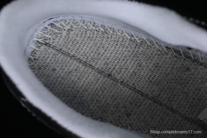 Vans Hylane Series Retro Sneakers with Iconic Side Stripe Design - VN000D269X1