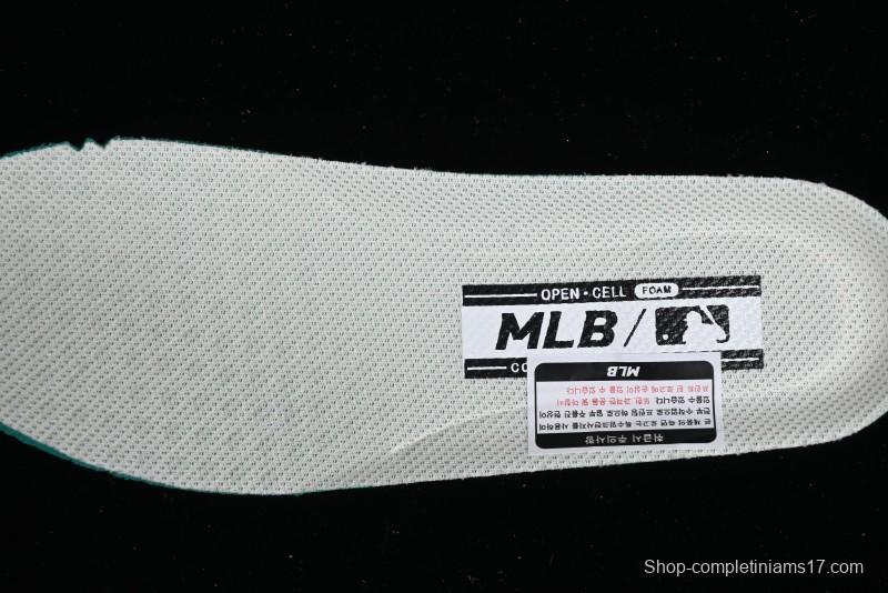 MLB Chunky Liner Basic New York Yankees Thick Platform Casual Sneakers with 6cm Height Increase - 3ASXCLS3N43WIS