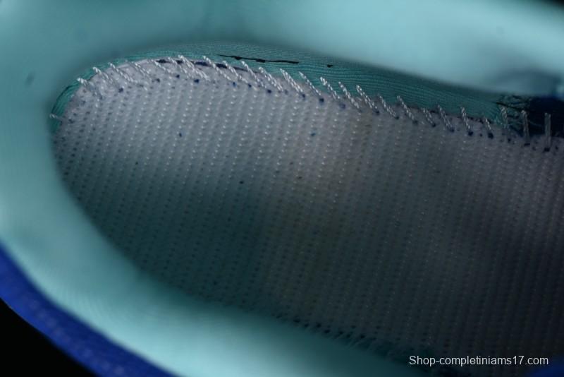 Nike Zoom Fly 6 Running Shoes with Flyknit Material and Carbon Fiber Plate - FN8454-400