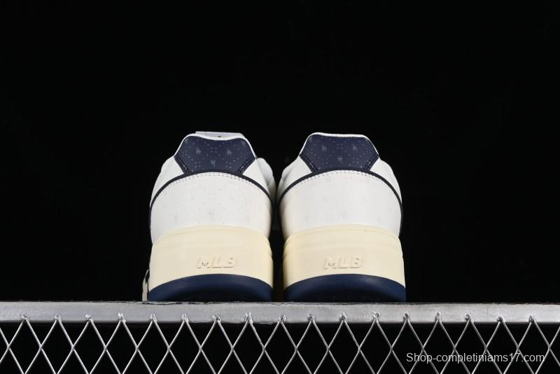 MLB Chunky Liner Basic New York Yankees Thick Sole Casual Sneakers with 6cm Height Increase - 3ASXCBO3N07NYD