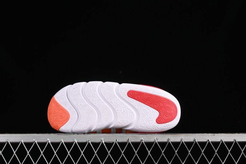 Nike Dynamo Go Flyease Kids' Easy-On Shoes with Press-Down Heel for Quick Wear - FD4633-811