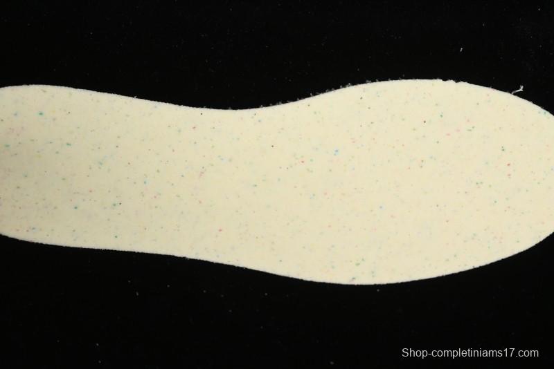 Nike TC 7900 Retro Chunky Dad Shoes with Reflective Swoosh and Cushioned Sole - DD9682-103