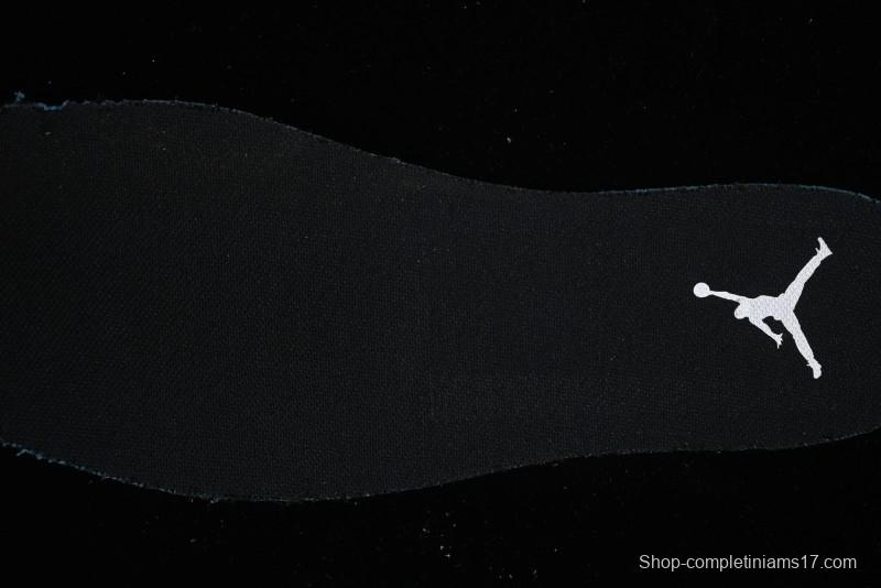 Nike Air Jordan Legacy 312 Low Sneakers with Velcro Strap and Triple Design - HV1811-101