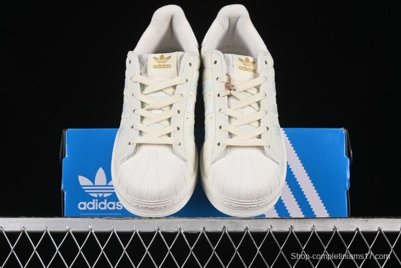 Adidas Superstar HQ6668 Casual Sneakers with Shell Toe Design
