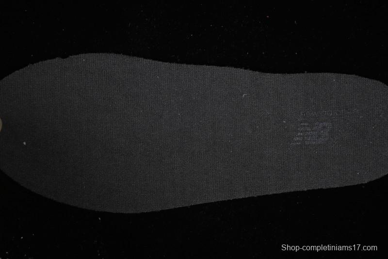 New Balance 2002R Series Hook & Loop Kids Shoes with Fleece Lining - PV2002RA