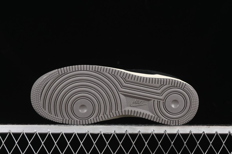 Nike Air Force 1 '07 Low Casual Sneakers with Full-Length Air Cushion - FZ5225-001