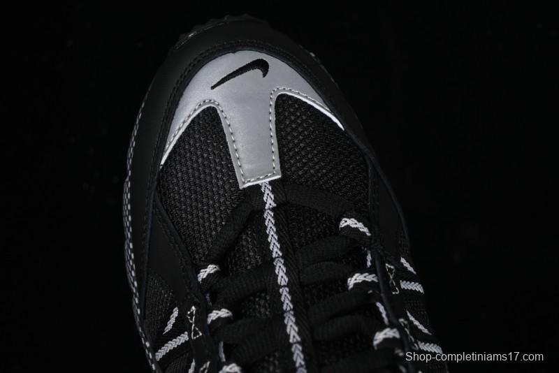 Nike Air Humara Retro Trail Running Shoes with 1990s Style - FJ7098-002