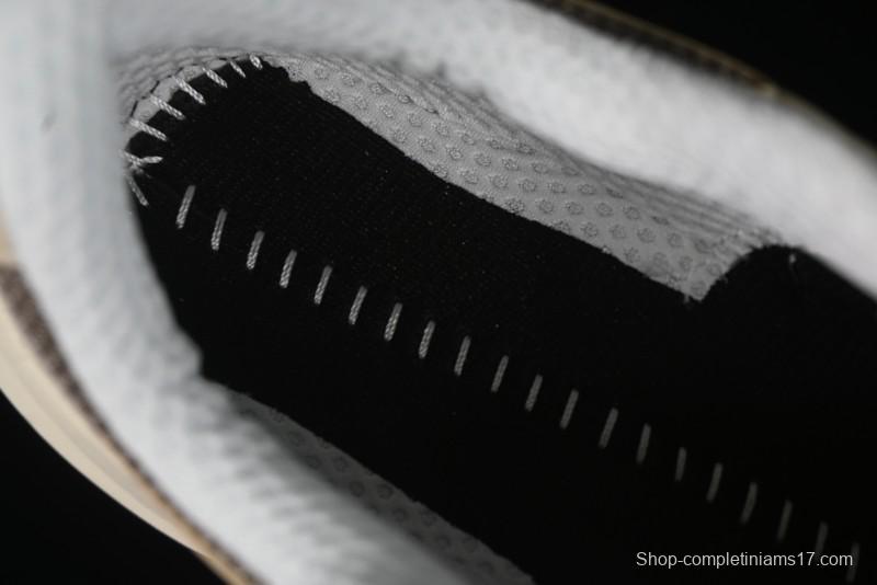 New Balance 990 Series Premium Retro Running Shoes with Carbon Fiber Midsole - U990LO6