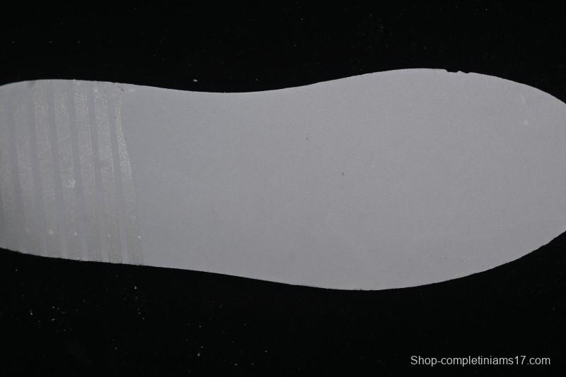 Nike SB Dunk Low Supreme Collaboration - Hello Kitty Anniversary Customized Low-Top Casual Sneakers - XY1688-018