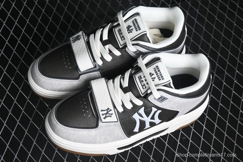 New York Yankees Chunky Liner Mid Denim Monogram Sandals with Velcro Closure - 3ASXCHL4N50GRS