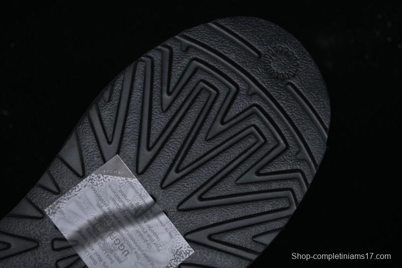 UGG Classic Mini II Snow Boots with TREADLITE Outsole - 5955