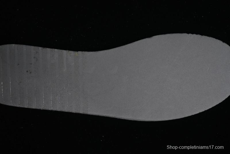 Nike SB Dunk Low Custom Collaboration Otomo Katsuhiro x Nike SB Dunk Low "Steamboy OST" - CT0856-101