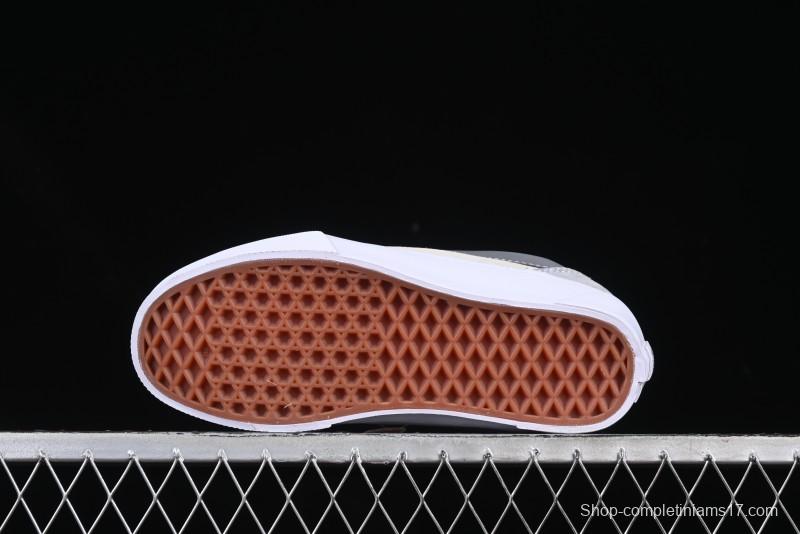 Vans Knu Skool Low-Top Retro Chunky Sneakers - VN000D22BH7