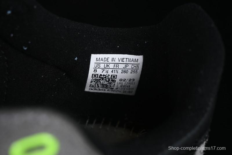 Adidas Originals Campus 00s Retro Casual Sneakers with Chunky Silhouette - IE8349