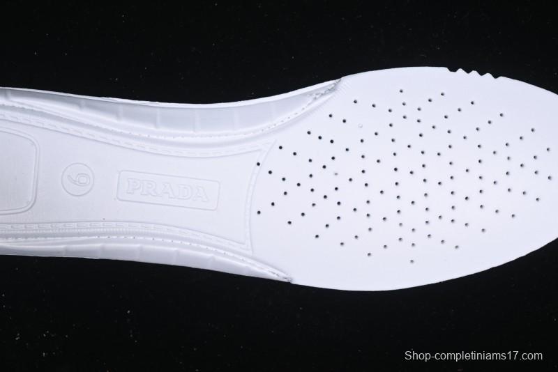 Prada Cloudbust Air Thunder Lifestyle Low-Top Sneakers with Anti-Slip and Wear-Resistant Design - 2EG293