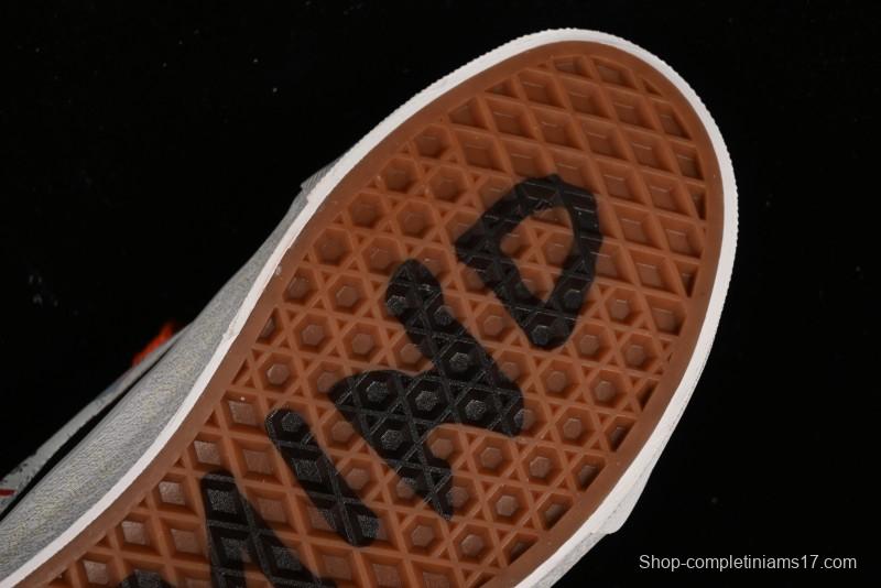 Vans Classics Knu Skool Retro Sneakers with Embroidered Graffiti Design and Thick Tongue - VN000CS00ZB