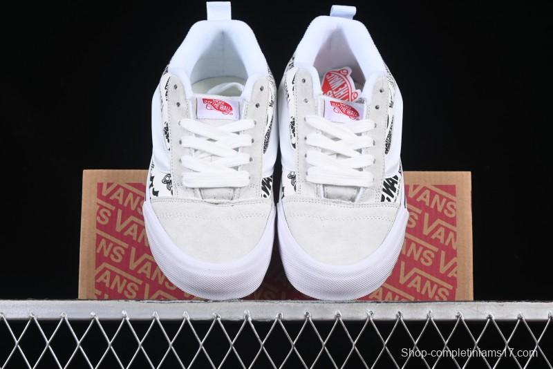 Vans Knu Skool Low-Top Retro Chunky Sneakers with Oversized Logo - VN000CS0239