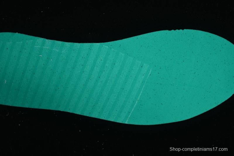 Nike Air Jordan 4 Remastered Retro Sneakers in Sky Blue - FQ7939-101