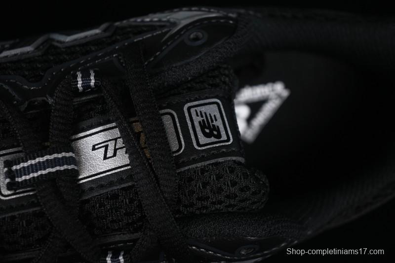 New Balance 740 Black and Silver Retro Running Sneakers for Men