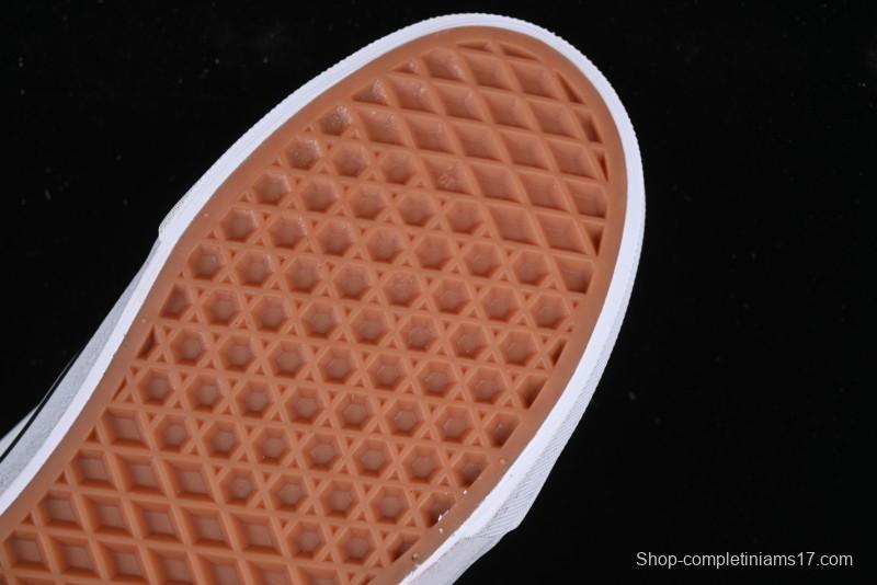 Vans Knu Skool Low-Top Retro Chunky Sneakers - VN000CS0239