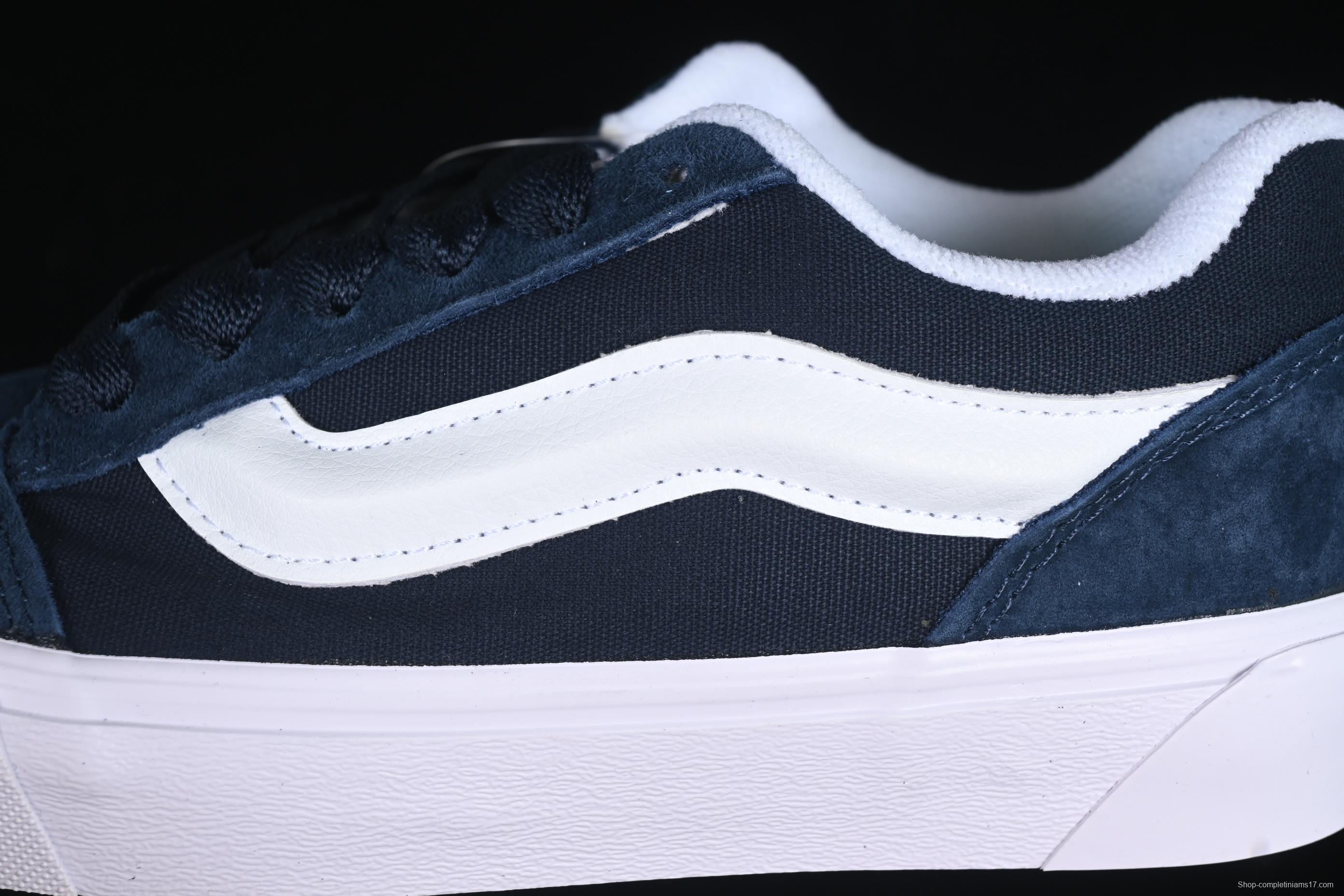 Vans Knu Skool Low-Top Retro Chunky Sneakers - VN000D6CJBL