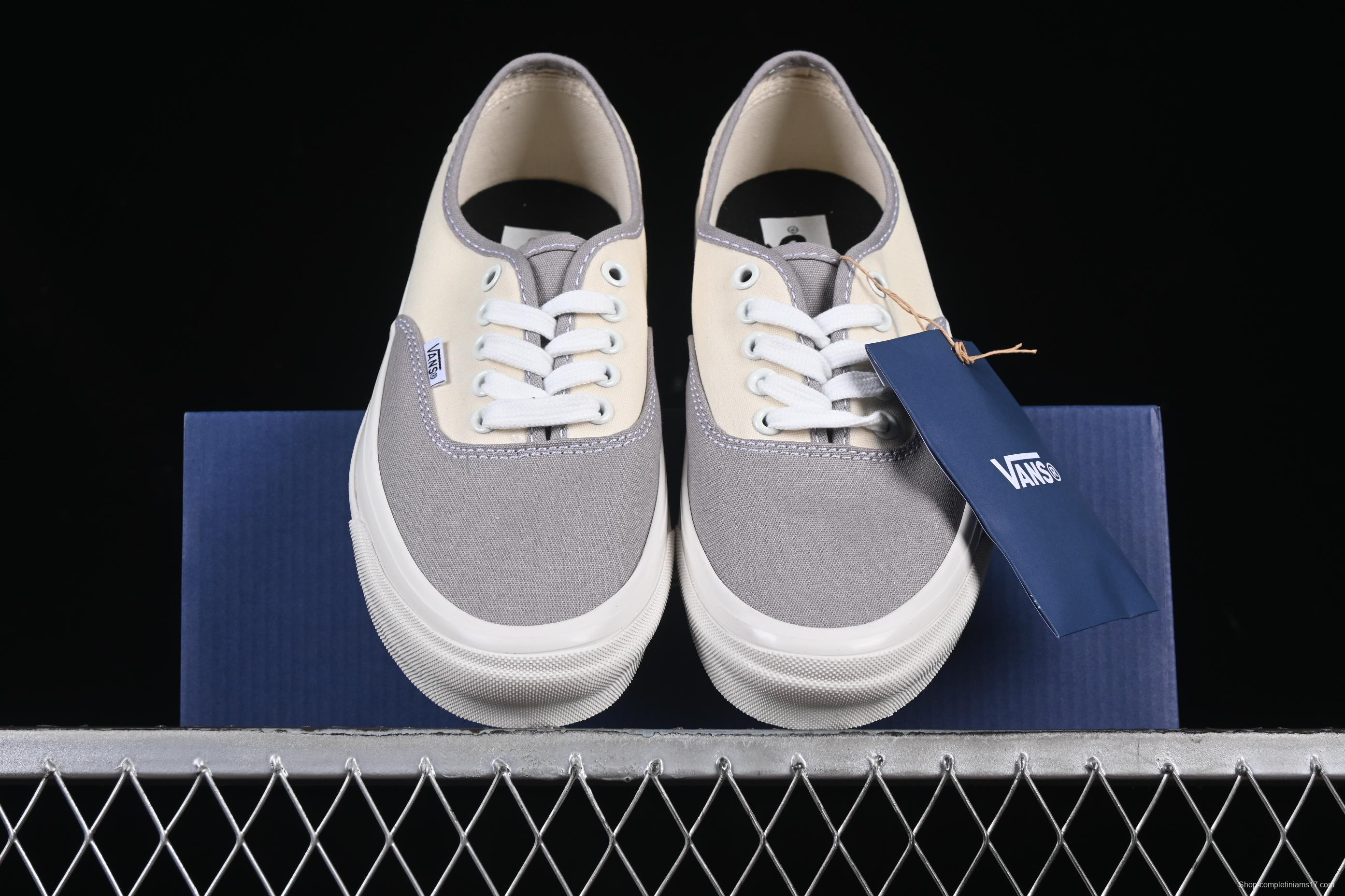 Vans Authentic Reissue 44 Low-Top Casual Skate Shoes - VN000CQAKAQ