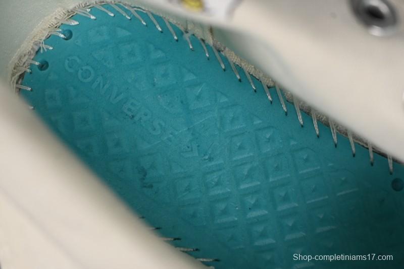 Converse Chiikawa x Converse All Star CM Hi Usagi Emoji Collaboration High Top Casual Sneakers - 1SE426