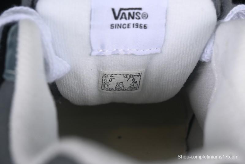 Vans Knu Skool Low-Top Retro Chunky Sneakers - VN0009QC6BT