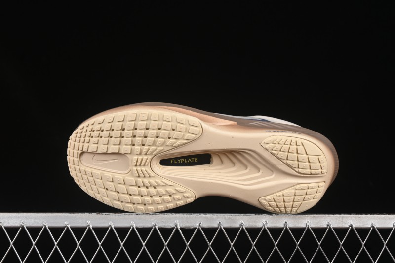 Nike Zoom Fly 6 Ultra-Lightweight Running Shoes with React Foam and Carbon Fiber Plate - HV4366-072