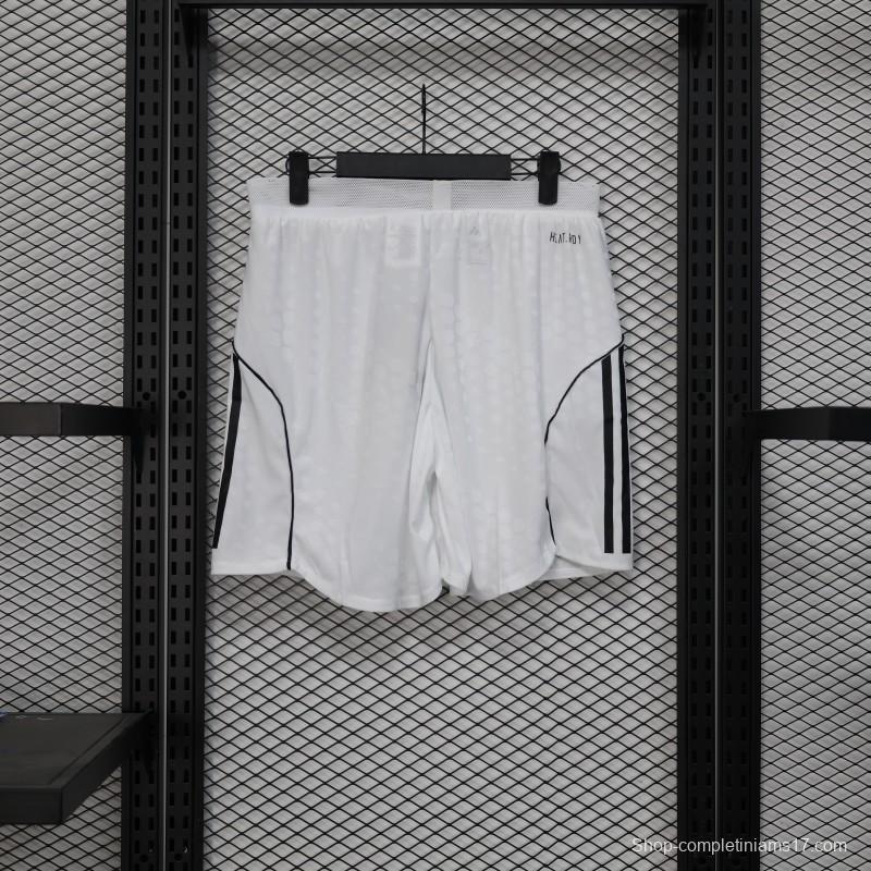 Player Version 25/26 Manchester United Home Shorts