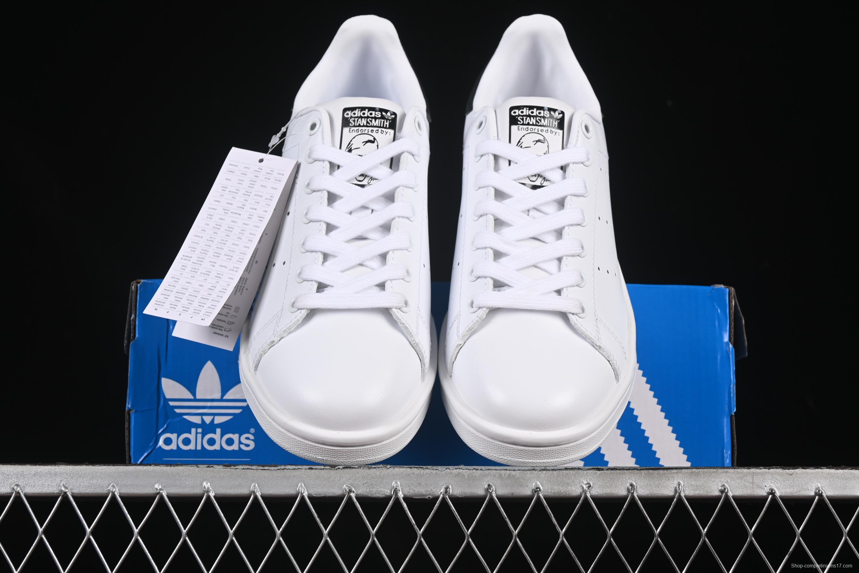 Adidas Stan Smith Classic Evergreen Casual Sneakers - M20323