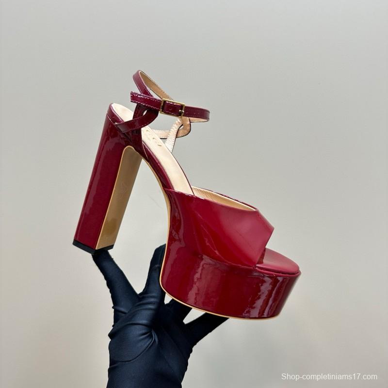 2025 Women Gucci Red Patent Leather Platform Sandals