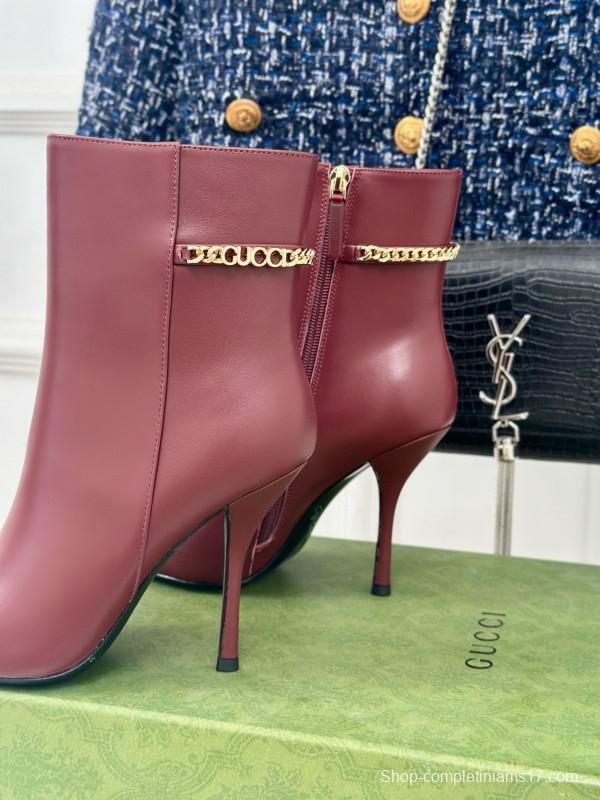 2024 Women Gucci burgundy leather ankle boots chain detail MJ00410
