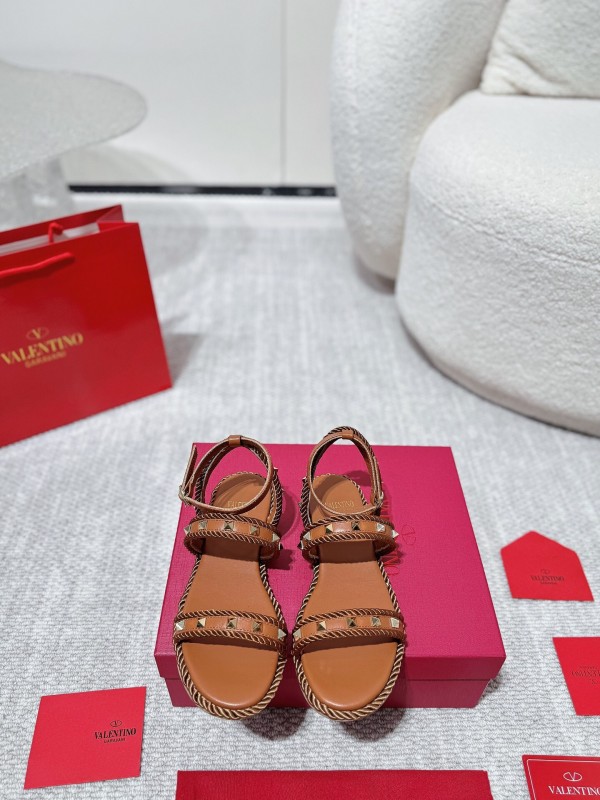 2025 Women Valentino Brown Leather Sandals Braided Craftsmanship LY00250