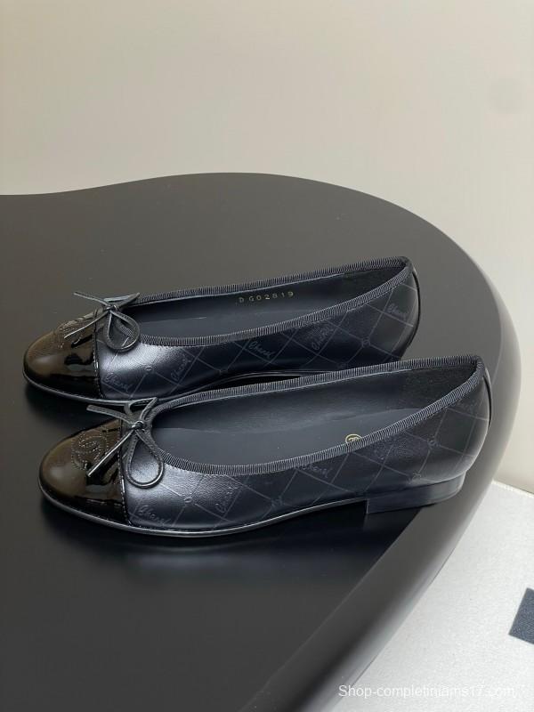 2025 Women Chanel Black Patent Leather Ballet Flats