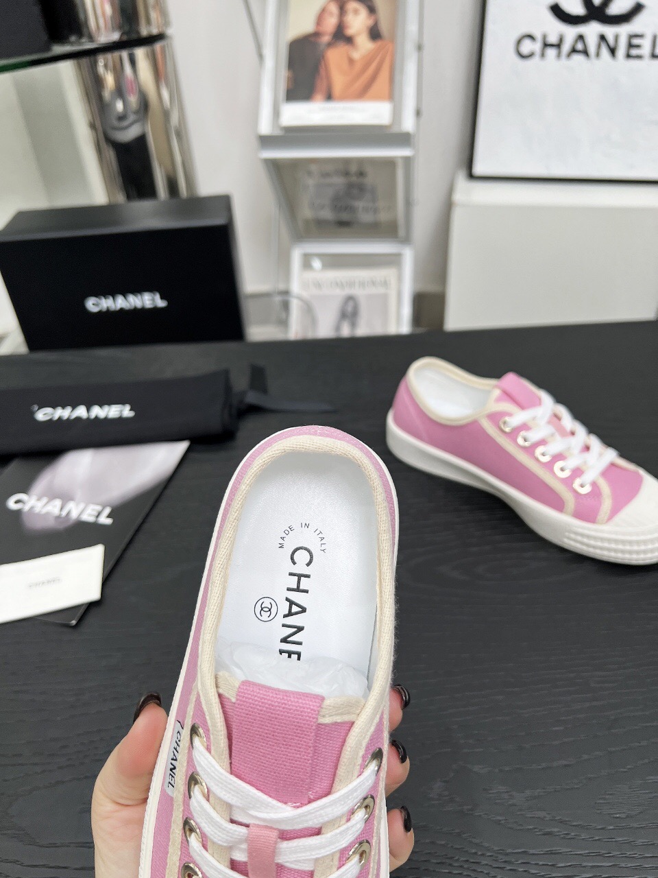 2025 Women Chanel Pink Canvas Sneakers
