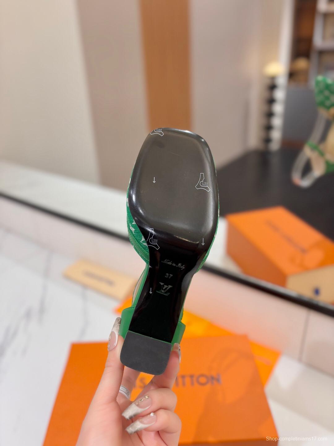 2025 Women Louis Vuitton Green White Denim Pumps LV Buckle KFY00310