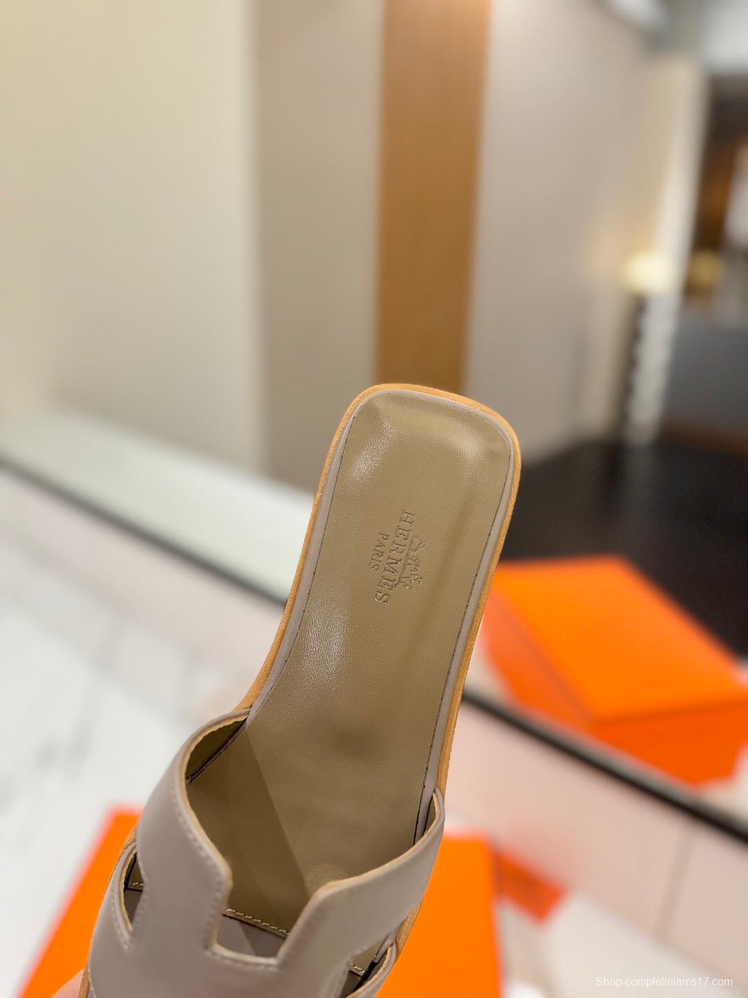 2025 Women Hermès Grey Leather Slippers