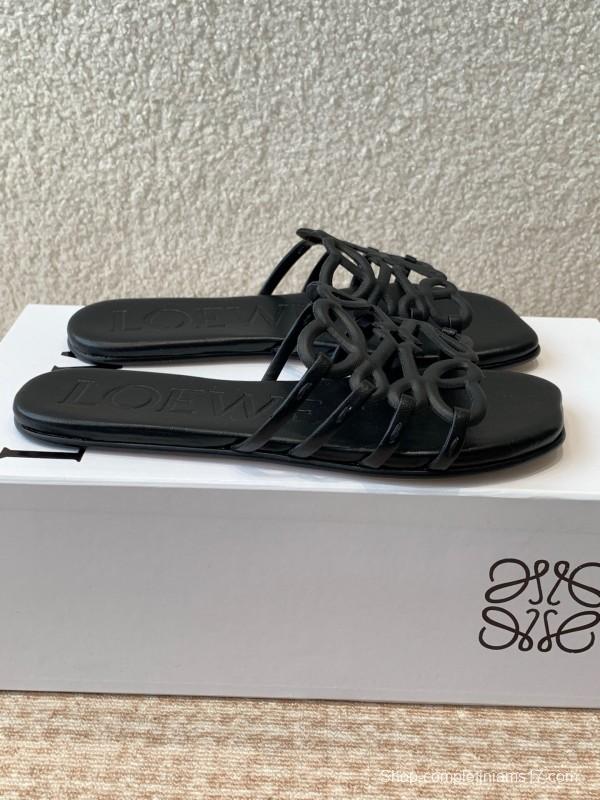 2025 Loewe Black Leather Slippers KFY00250