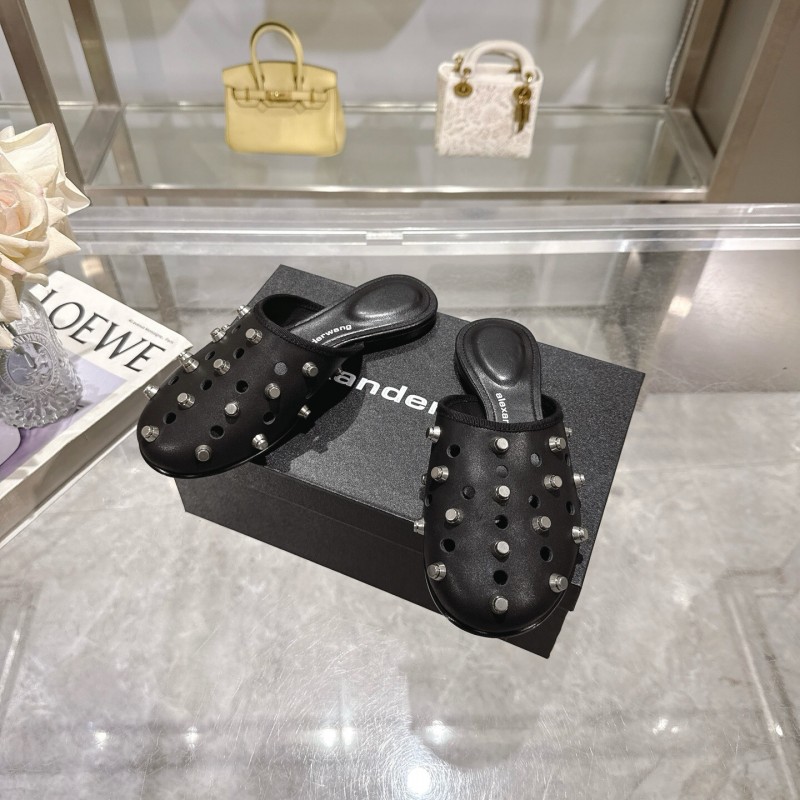 2025 Slippers Alexander Wang Black Leather Studded LY00310
